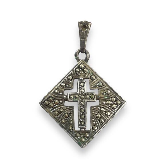 Sterling Jewelry - Vintage sterling silver 925 cross pendant